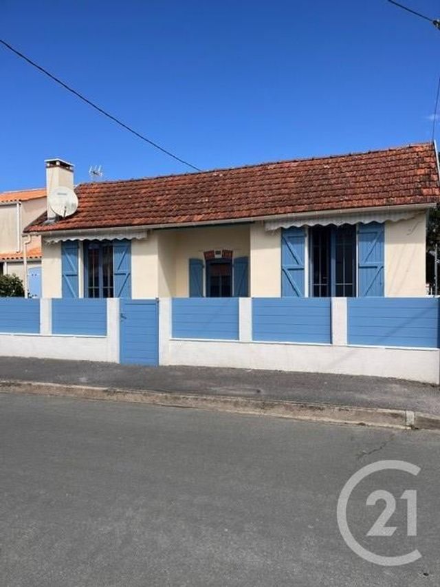 maison à vendre - 4 pièces - 39.89 m2 - ST HILAIRE DE RIEZ - 85 - PAYS-DE-LOIRE - Century 21 La Côte Montoise