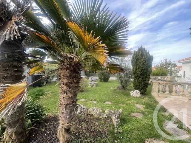 maison à vendre - 7 pièces - 223.67 m2 - ST JEAN DE MONTS - 85 - PAYS-DE-LOIRE - Century 21 La Côte Montoise