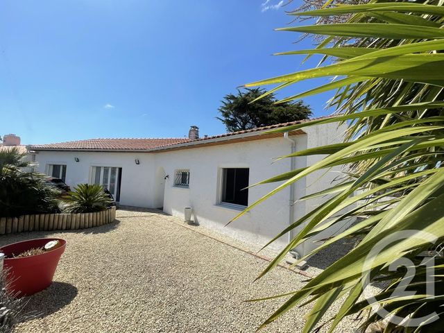 maison à vendre - 4 pièces - 140.0 m2 - ST HILAIRE DE RIEZ - 85 - PAYS-DE-LOIRE - Century 21 La Côte Montoise