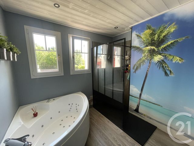 maison à vendre - 6 pièces - 165.0 m2 - LE PERRIER - 85 - PAYS-DE-LOIRE - Century 21 La Côte Montoise