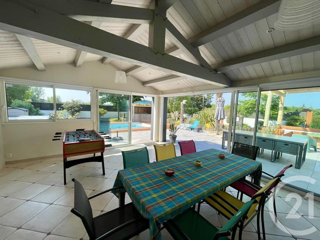 maison à vendre - 6 pièces - 165.0 m2 - LE PERRIER - 85 - PAYS-DE-LOIRE - Century 21 La Côte Montoise