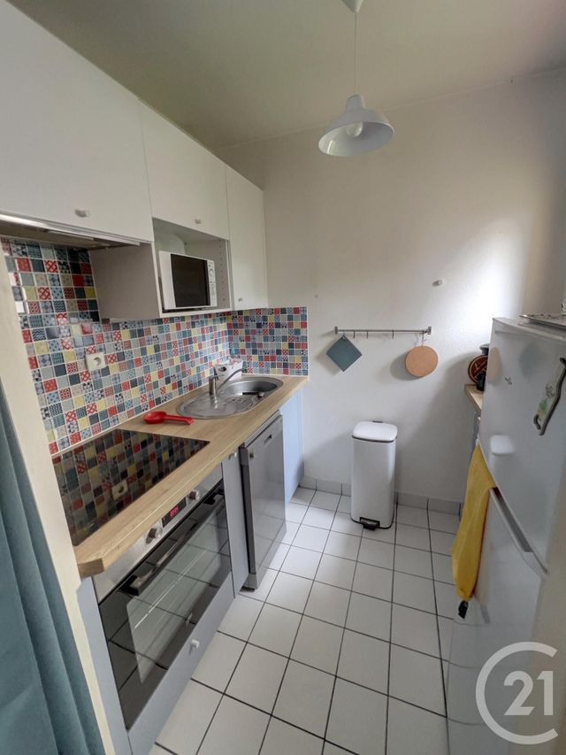 Afficher la photo en grand Appartement F3 à vendre - 3 pièces - 45.2 m2 - ST JEAN DE MONTS - 85 - PAYS-DE-LOIRE - Century 21 La Côte Montoise