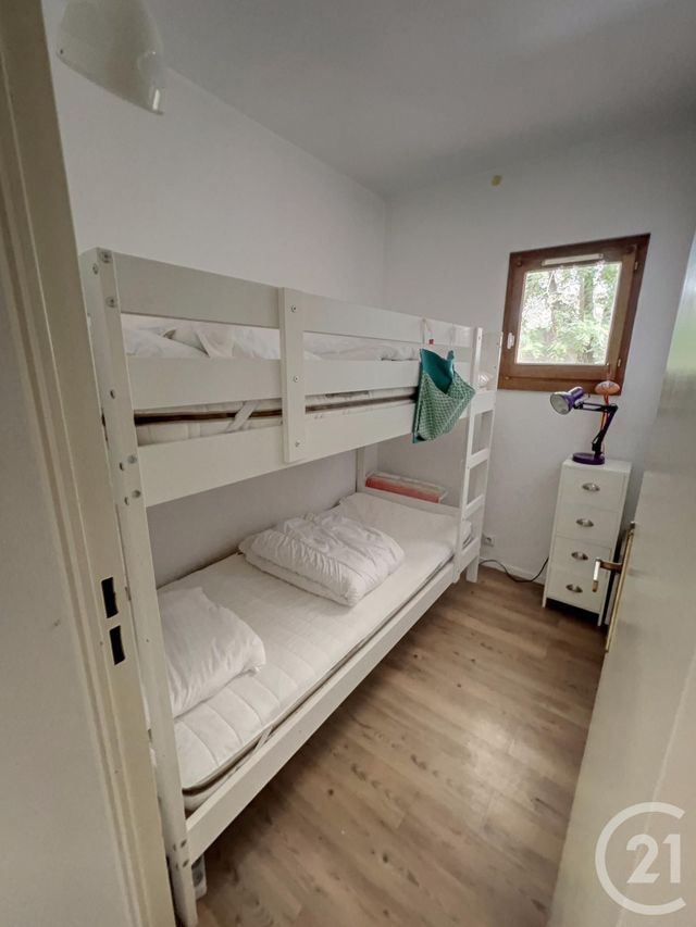 Afficher la photo en grand Appartement F3 à vendre - 3 pièces - 45.2 m2 - ST JEAN DE MONTS - 85 - PAYS-DE-LOIRE - Century 21 La Côte Montoise