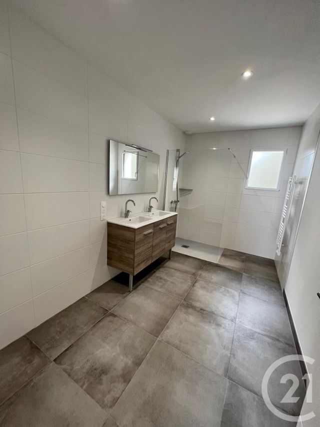 maison à louer - 4 pièces - 89.42 m2 - ST JEAN DE MONTS - 85 - PAYS-DE-LOIRE - Century 21 La Côte Montoise