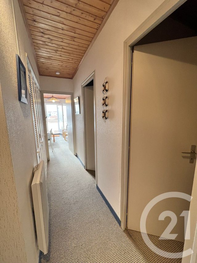 Appartement à vendre - 2 pièces - 31.28 m2 - ST HILAIRE DE RIEZ - 85 - PAYS-DE-LOIRE - Century 21 La Côte Montoise