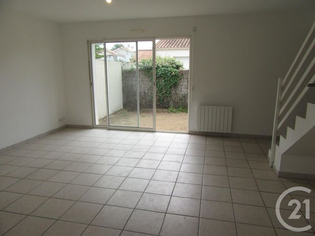 maison à louer - 4 pièces - 78.26 m2 - ST JEAN DE MONTS - 85 - PAYS-DE-LOIRE - Century 21 La Côte Montoise