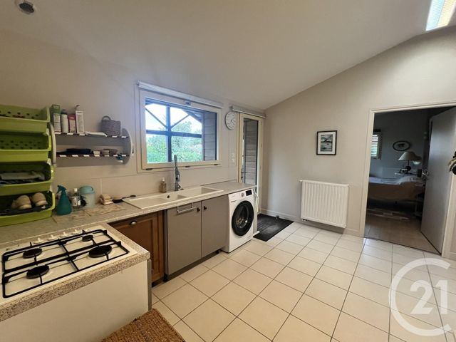 maison à vendre - 4 pièces - 211.1 m2 - LE PERRIER - 85 - PAYS-DE-LOIRE - Century 21 La Côte Montoise