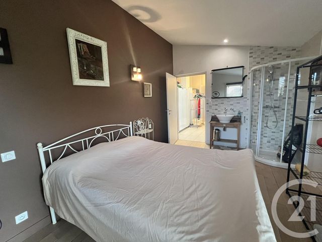 maison à vendre - 4 pièces - 211.1 m2 - LE PERRIER - 85 - PAYS-DE-LOIRE - Century 21 La Côte Montoise