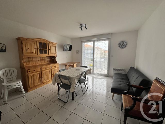 Appartement F3 à vendre - 3 pièces - 58.04 m2 - ST JEAN DE MONTS - 85 - PAYS-DE-LOIRE - Century 21 La Côte Montoise