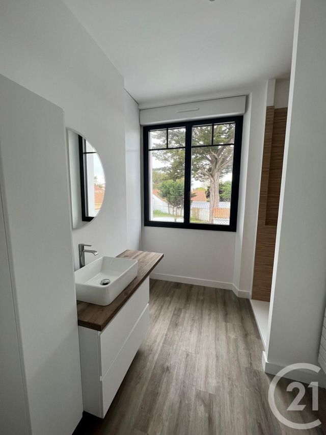 maison à louer - 3 pièces - 69.31 m2 - ST JEAN DE MONTS - 85 - PAYS-DE-LOIRE - Century 21 La Côte Montoise