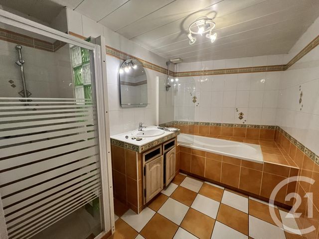 Appartement F3 à louer - 3 pièces - 91.41 m2 - LA BARRE DE MONTS - 85 - PAYS-DE-LOIRE - Century 21 La Côte Montoise