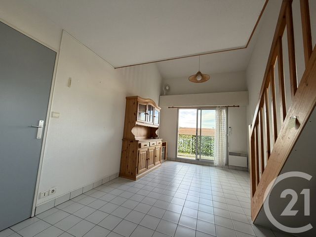 Appartement Duplex à vendre - 3 pièces - 57.39 m2 - ST JEAN DE MONTS - 85 - PAYS-DE-LOIRE - Century 21 La Côte Montoise