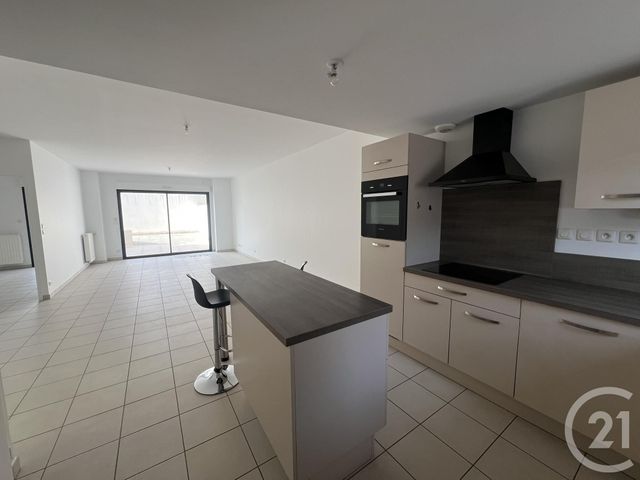 Appartement F3 à louer - 3 pièces - 75.25 m2 - ST JEAN DE MONTS - 85 - PAYS-DE-LOIRE - Century 21 La Côte Montoise