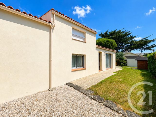 maison à vendre - 6 pièces - 126.47 m2 - ST JEAN DE MONTS - 85 - PAYS-DE-LOIRE - Century 21 La Côte Montoise