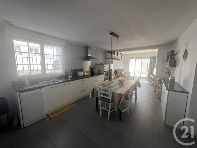 Appartement F3 à vendre - 3 pièces - 64.87 m2 - ST JEAN DE MONTS - 85 - PAYS-DE-LOIRE - Century 21 La Côte Montoise