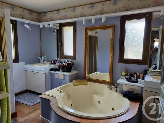 maison à vendre - 5 pièces - 226.31 m2 - ST JEAN DE MONTS - 85 - PAYS-DE-LOIRE - Century 21 La Côte Montoise