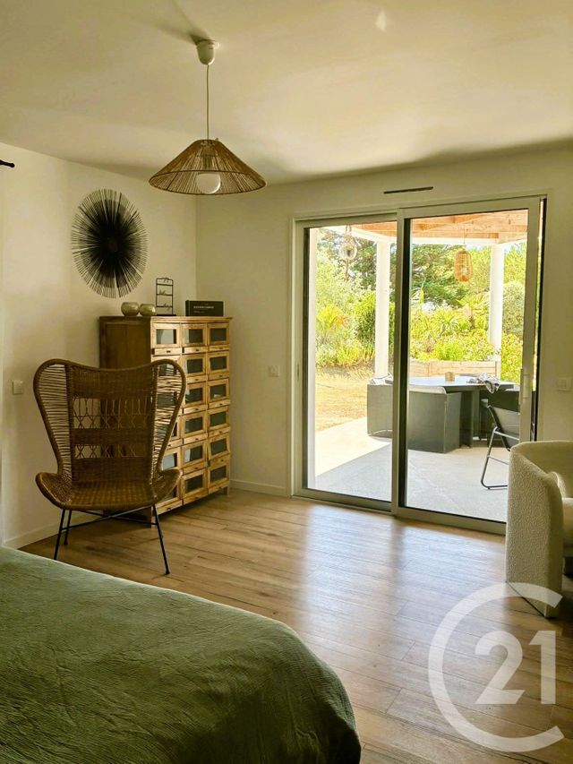 maison à vendre - 6 pièces - 195.0 m2 - ST JEAN DE MONTS - 85 - PAYS-DE-LOIRE - Century 21 La Côte Montoise