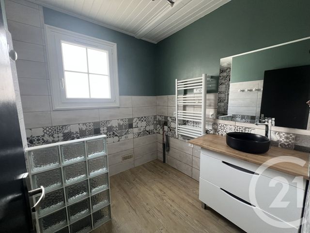 maison à louer - 3 pièces - 82.64 m2 - BARBATRE - 85 - PAYS-DE-LOIRE - Century 21 La Côte Montoise