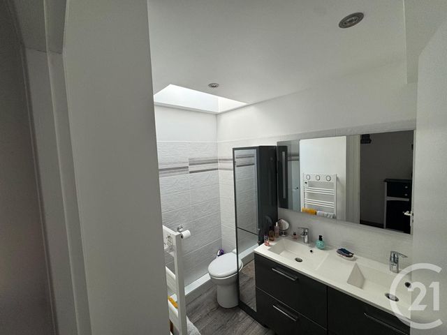 Appartement T3 à vendre - 3 pièces - 54.75 m2 - ST JEAN DE MONTS - 85 - PAYS-DE-LOIRE - Century 21 La Côte Montoise