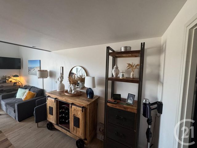 Appartement T3 à vendre - 3 pièces - 54.75 m2 - ST JEAN DE MONTS - 85 - PAYS-DE-LOIRE - Century 21 La Côte Montoise