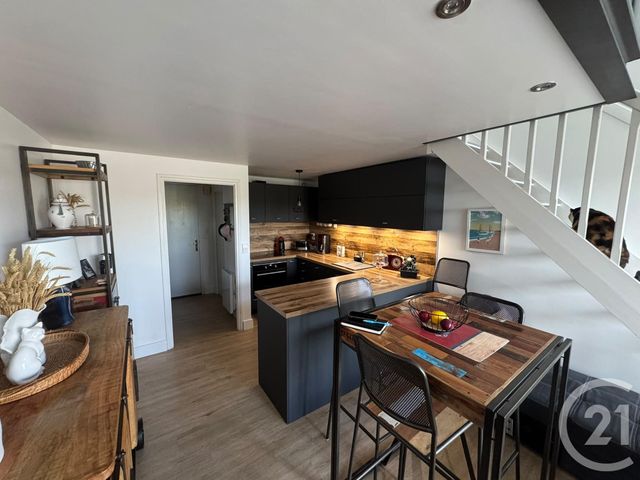 Appartement T3 à vendre - 3 pièces - 54.75 m2 - ST JEAN DE MONTS - 85 - PAYS-DE-LOIRE - Century 21 La Côte Montoise