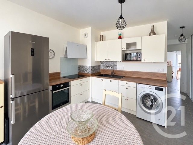 Appartement T3 à vendre - 3 pièces - 63.15 m2 - ST JEAN DE MONTS - 85 - PAYS-DE-LOIRE - Century 21 La Côte Montoise