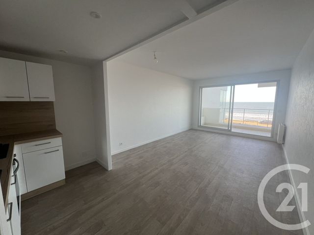 Appartement F3 à louer - 3 pièces - 47.92 m2 - ST HILAIRE DE RIEZ - 85 - PAYS-DE-LOIRE - Century 21 La Côte Montoise